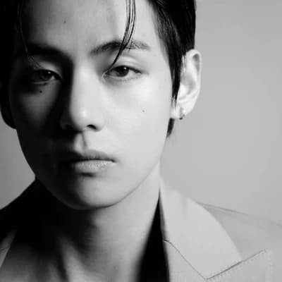 Kim Taehyung thumbnail