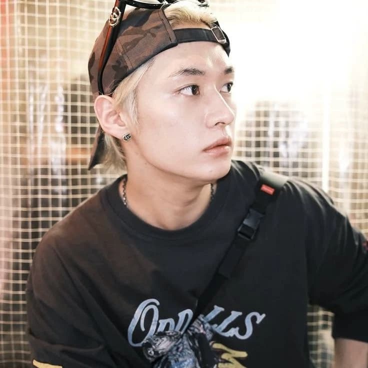 Lee Minho | roommates. thumbnail