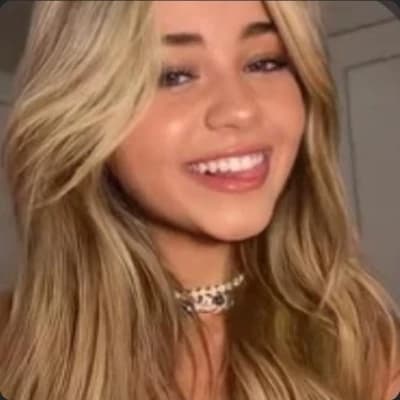 Ella - the pick me girl thumbnail