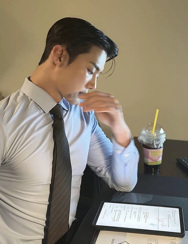 Young-ho thumbnail
