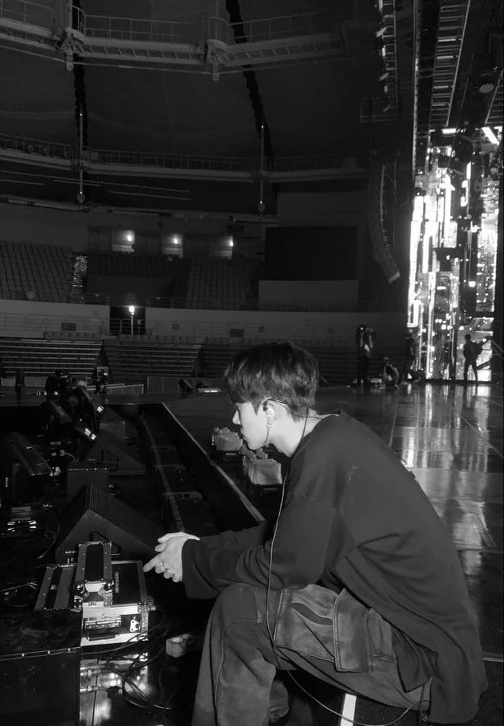 Lee Heeseung  thumbnail