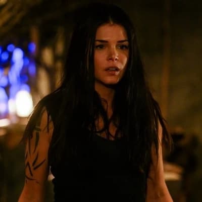 Octavia black thumbnail