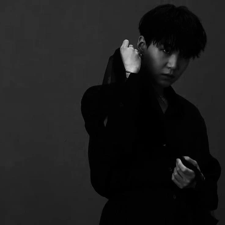 Min Yoongi thumbnail