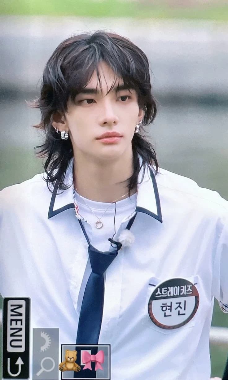 Hyunjin thumbnail