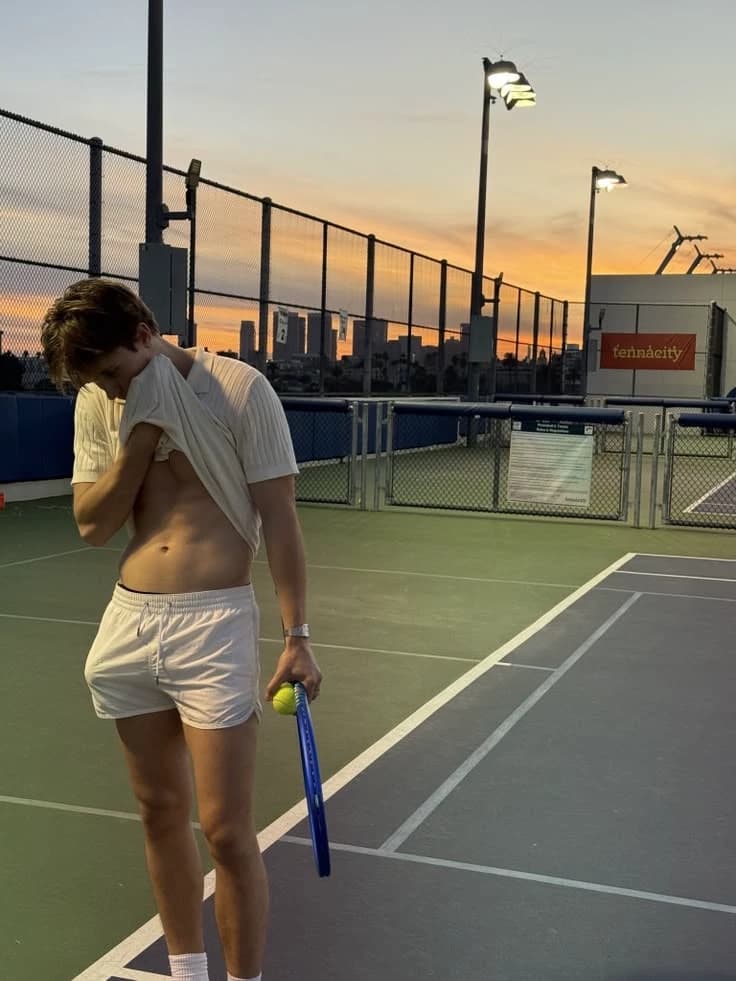 Sebastian Vale thumbnail