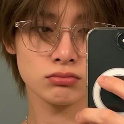Jeongin thumbnail