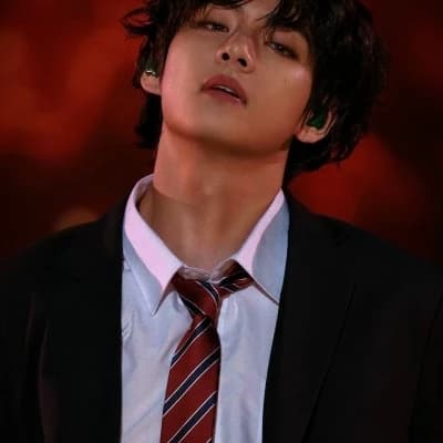 Kim Taehyung thumbnail