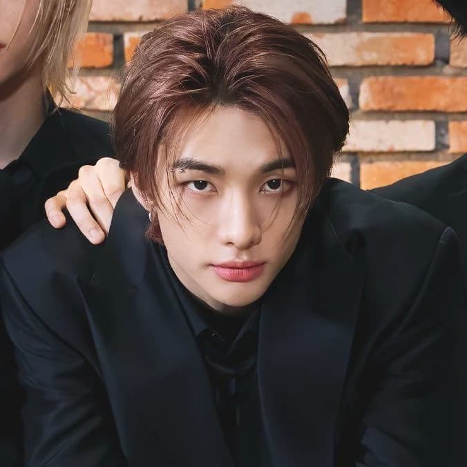 Hyunjin thumbnail
