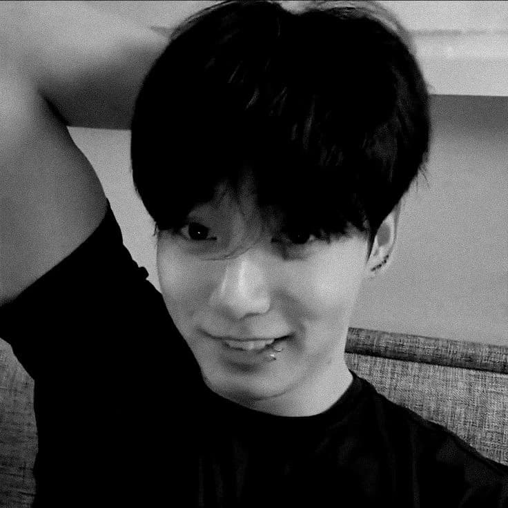 Jungkook- idols thumbnail