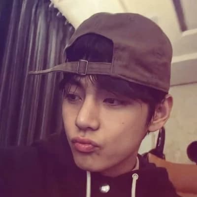 Kim taeyung  thumbnail