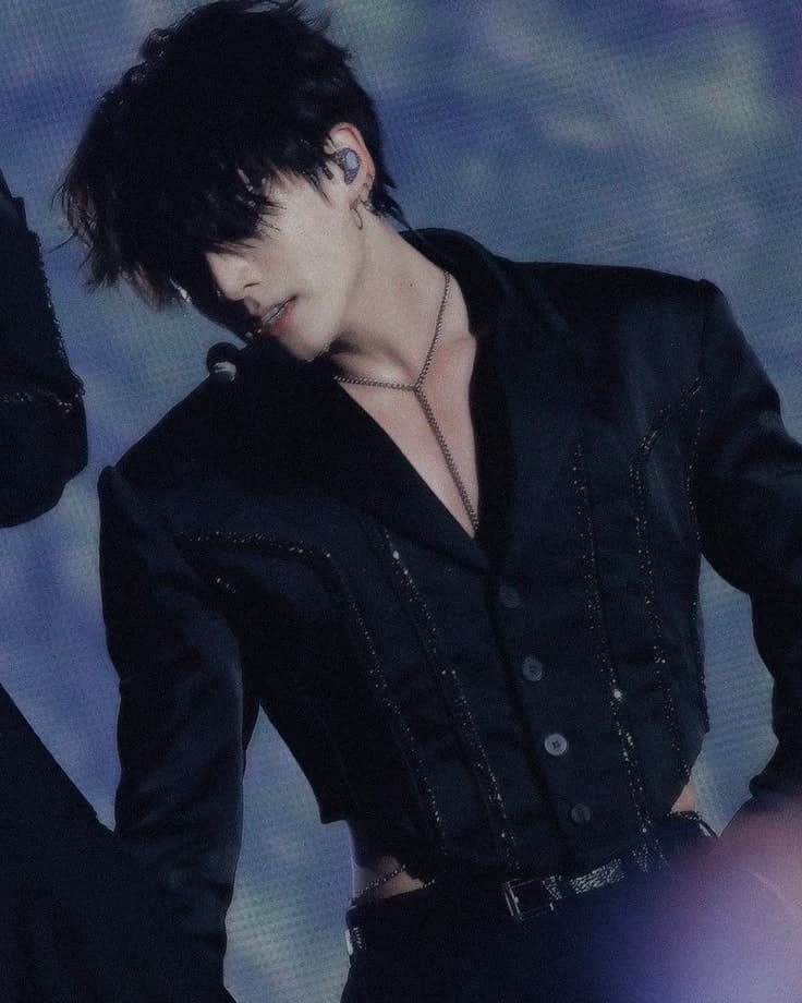 Jeon Jungkook (Idol)  thumbnail