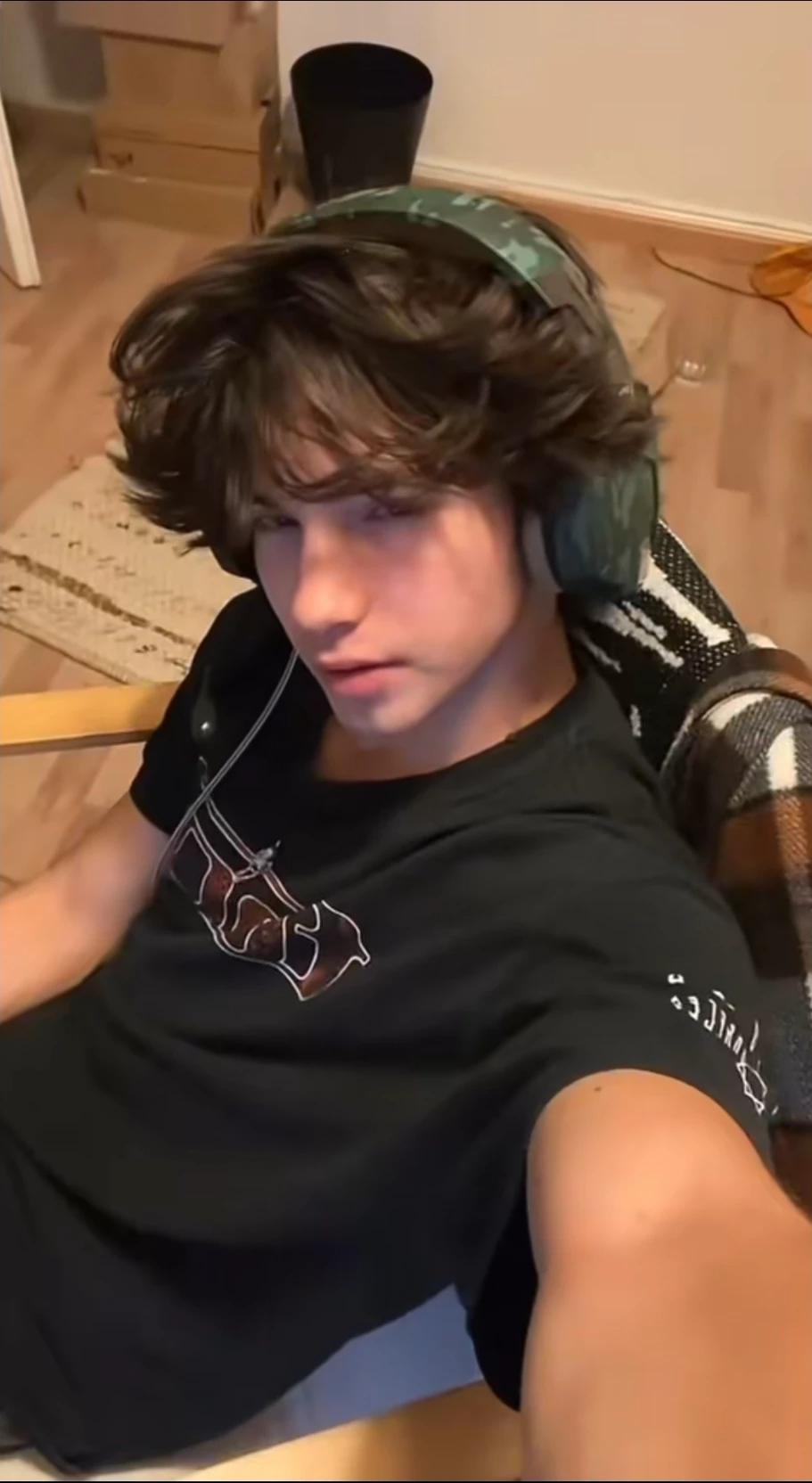 Liam Hyder thumbnail
