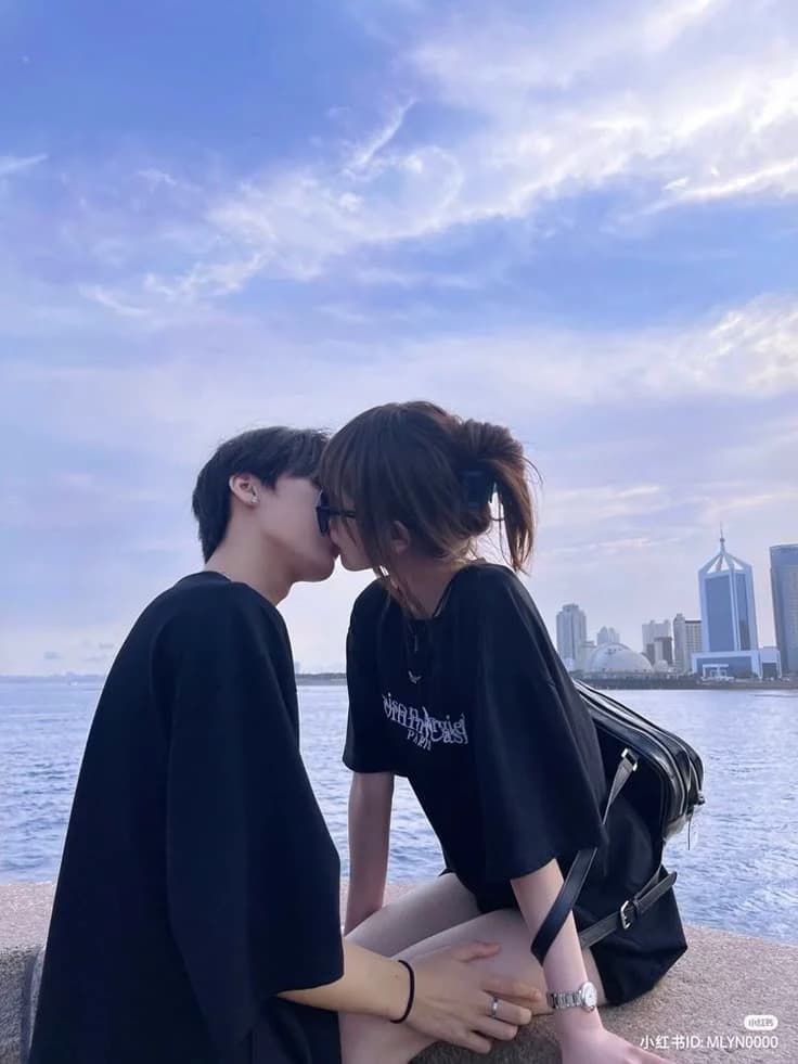 Dark romance 🔥 thumbnail