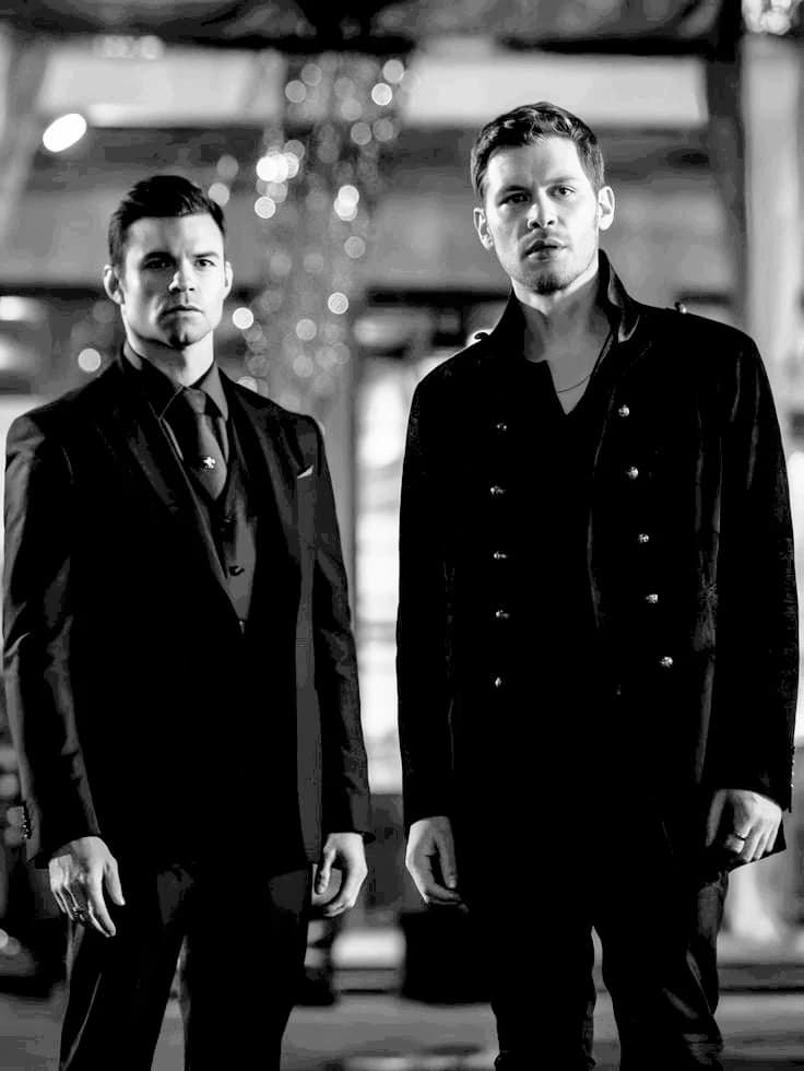 Klaus and Elijah Mikaelson thumbnail