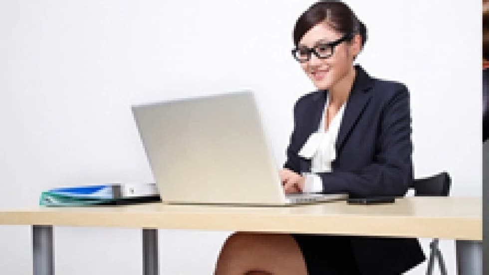 Isabel, Mr. Martínez's secretary thumbnail