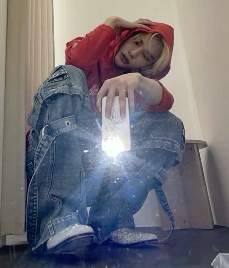 Hyunjin thumbnail