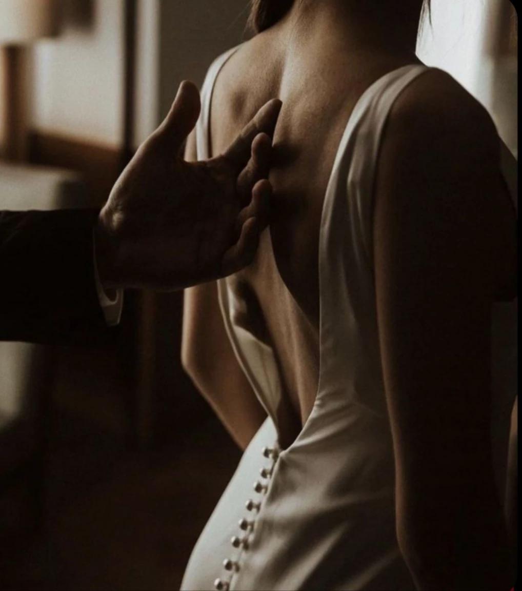 Elena Harper thumbnail