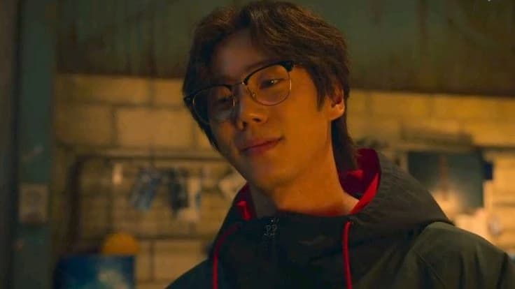 Geum Seongje is your boss (harsher version) thumbnail