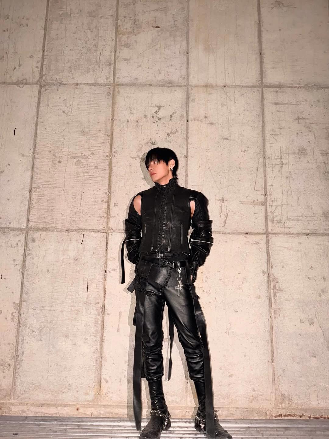 Kim Taehyung  thumbnail