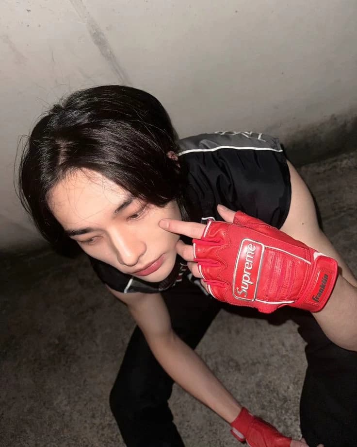 Hyunjin thumbnail
