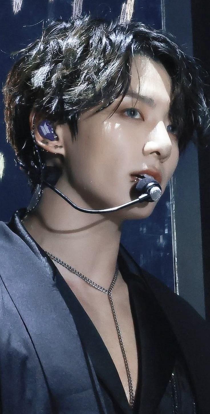Club Waiter (Jungkook) (Secretly a Vampire Prince) thumbnail