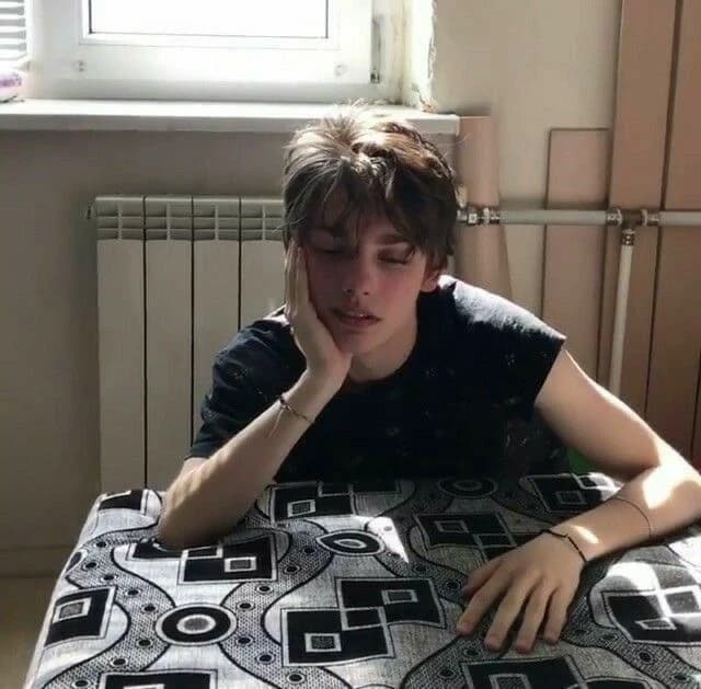 Alex thumbnail