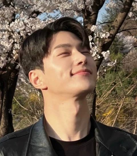 Myung-Soo thumbnail