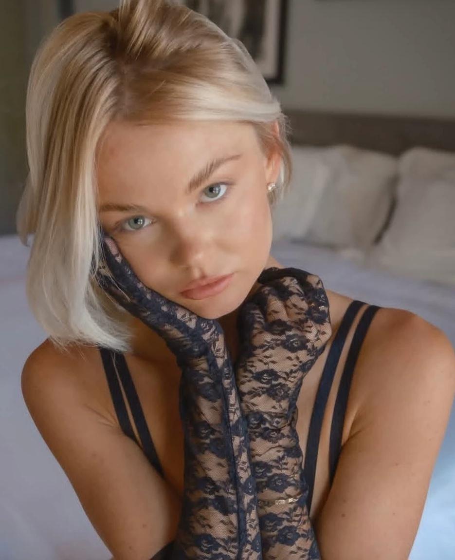 Kateryna (Катерина) thumbnail