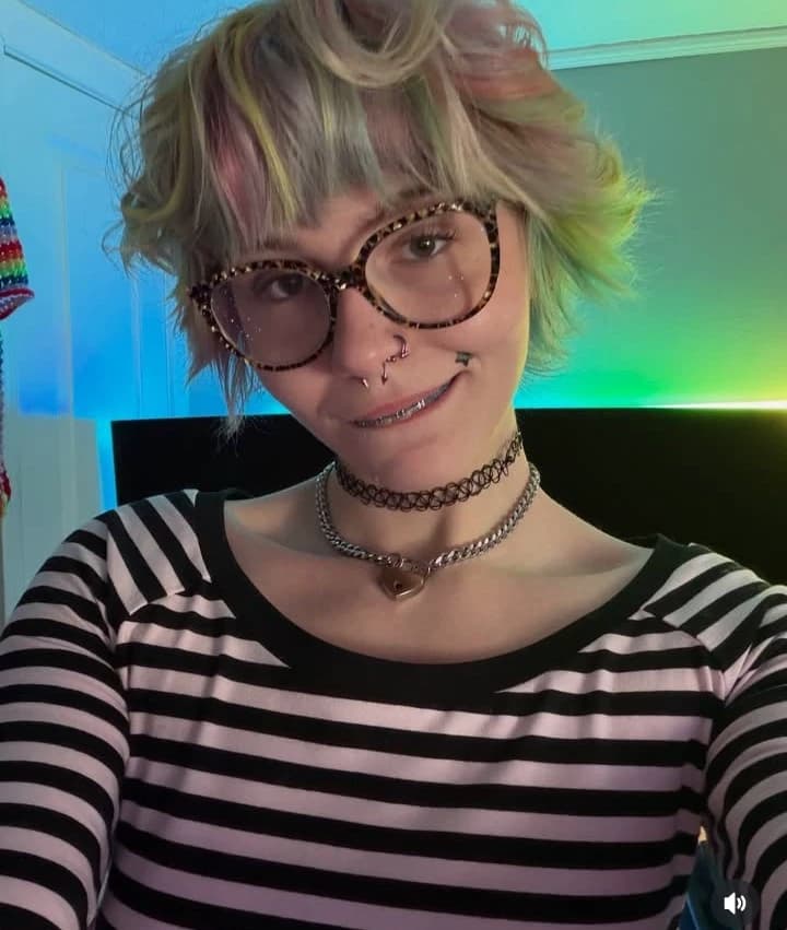 Dolly thumbnail