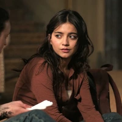 ISABELA MERCED thumbnail