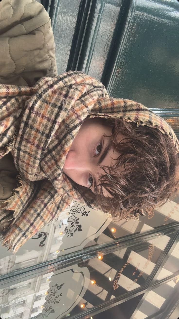 Alex thumbnail
