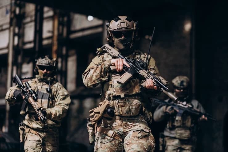 2 military personnel thumbnail