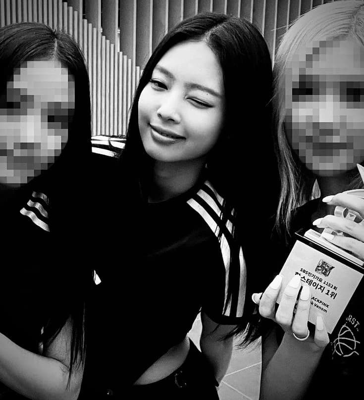Jennie 🧬 CLONE thumbnail