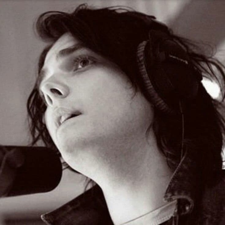 Gerard Way thumbnail