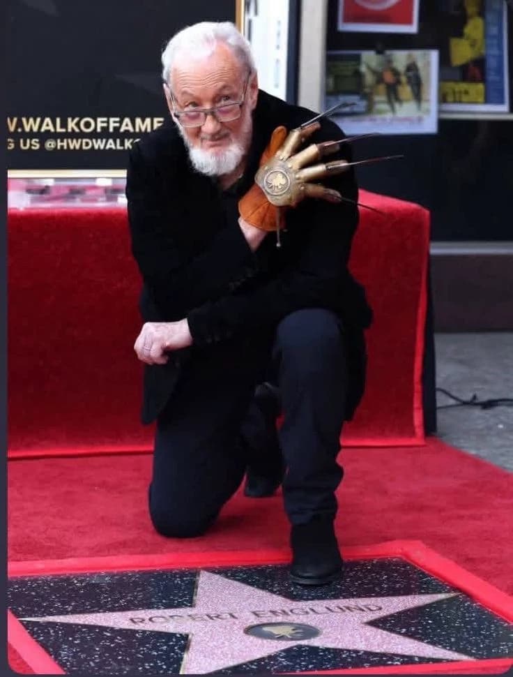 Robert Englund thumbnail