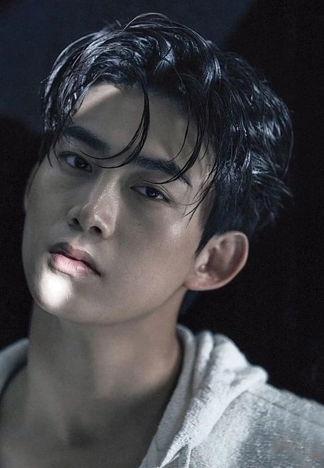 Jun-woo thumbnail