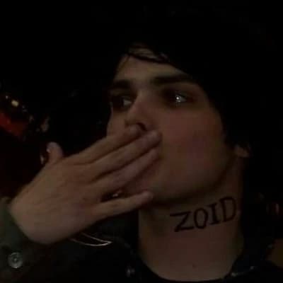 Gerard Way thumbnail