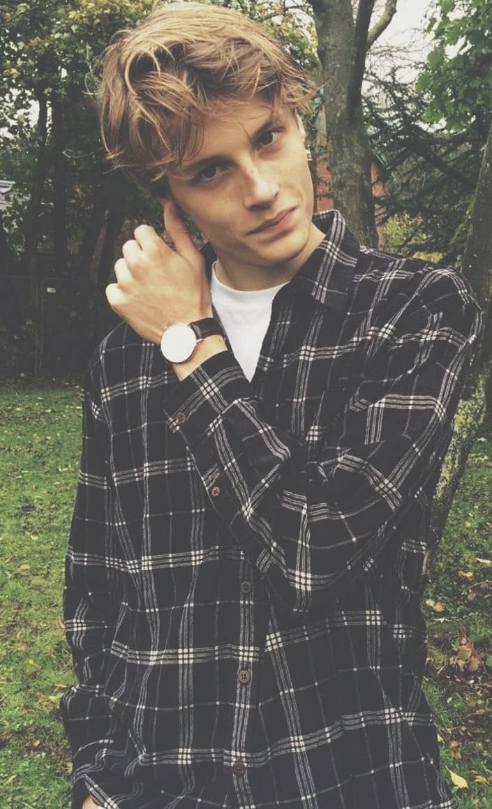 Finn Biggs // BOYS OF TOMMEN thumbnail