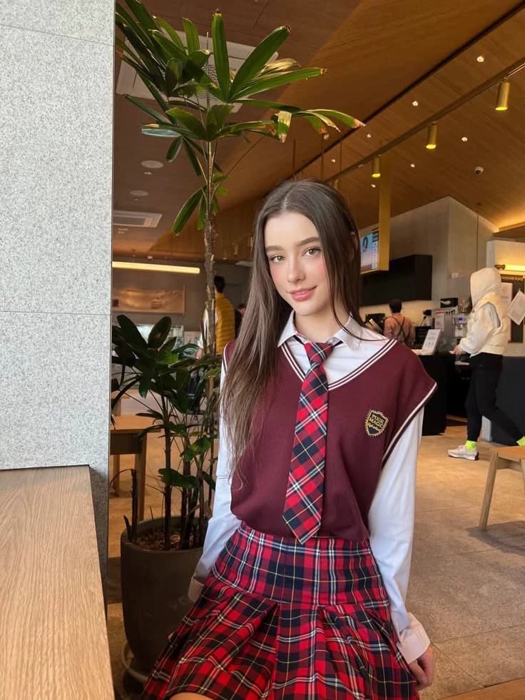 Alyssa  thumbnail