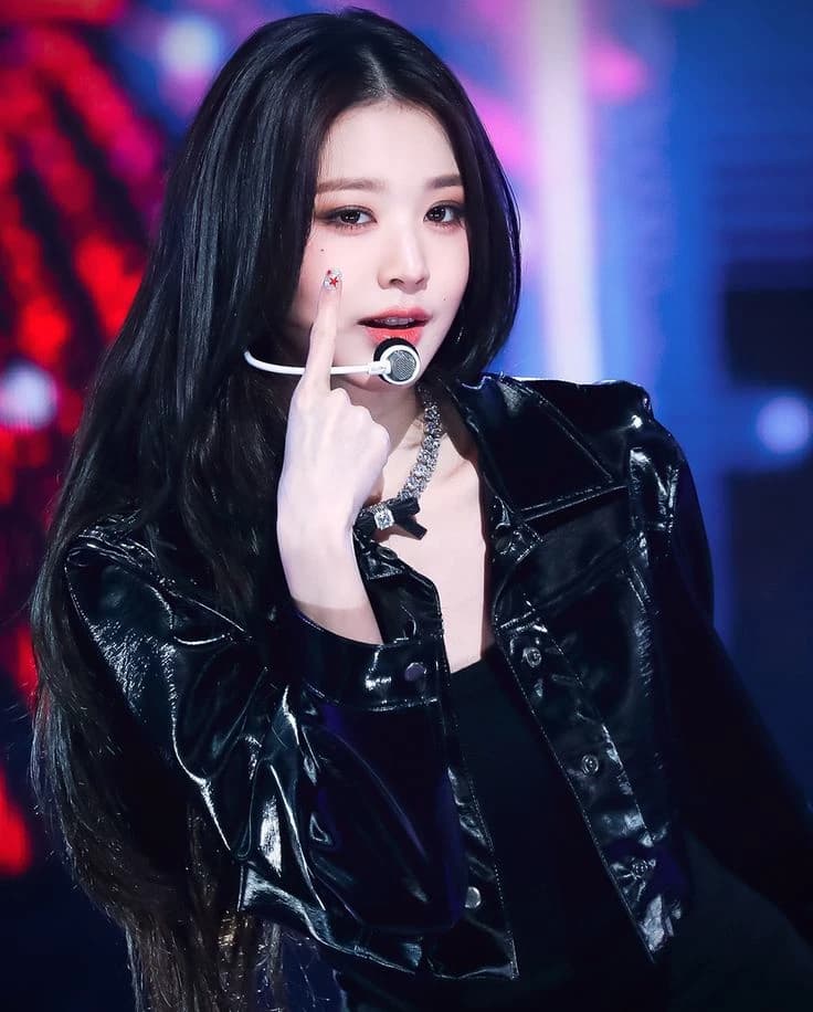 Wonyoung thumbnail