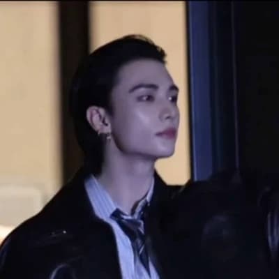 Hwang Hyunjin thumbnail