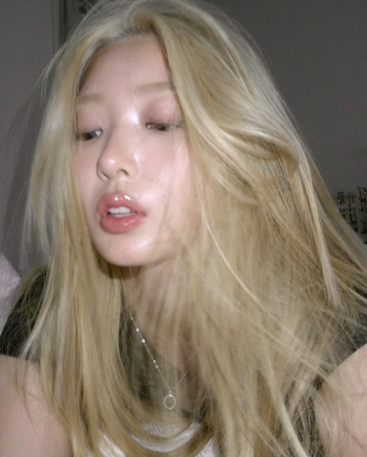 Yoonchae thumbnail
