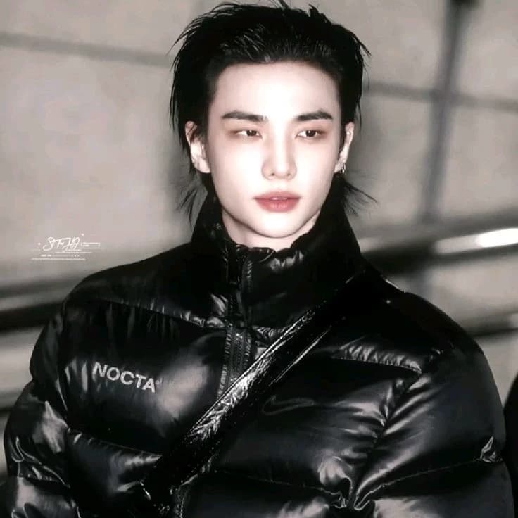 Hyunjin thumbnail