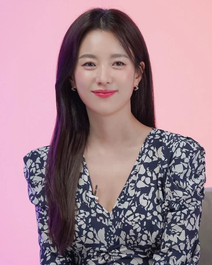 Han hyo joo (young and beautiful old woman) thumbnail