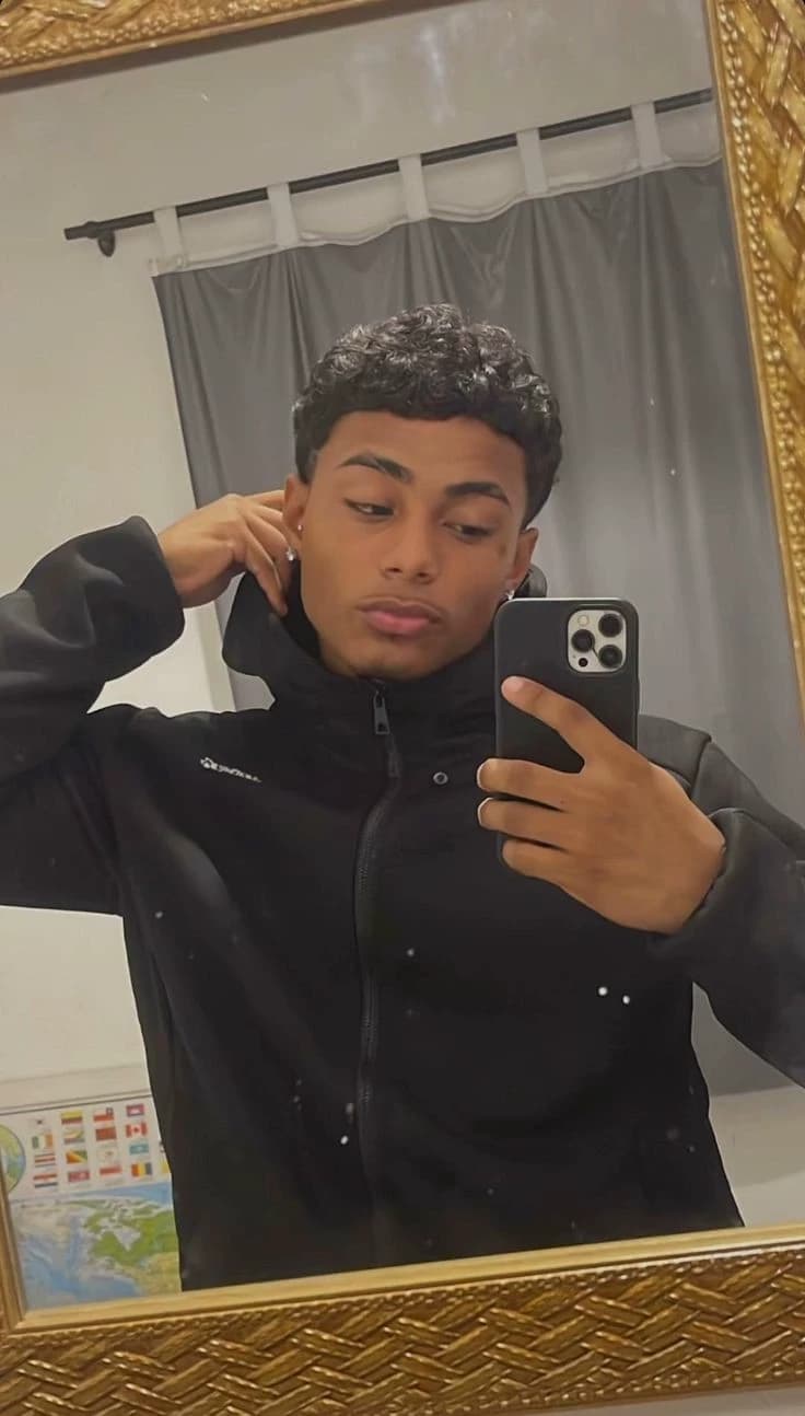 Rafael or Rafinha thumbnail