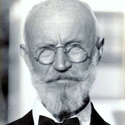 Carl Tanzler thumbnail