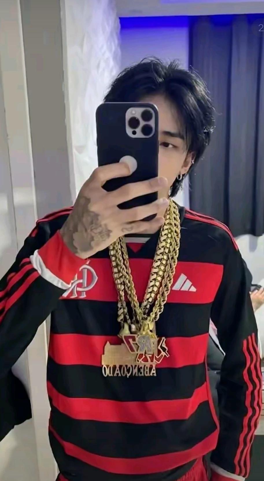 Hyunjin thumbnail