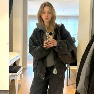 Ashley thumbnail