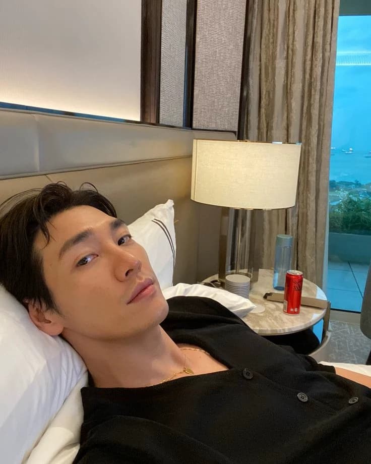 Kim Young Kwang thumbnail