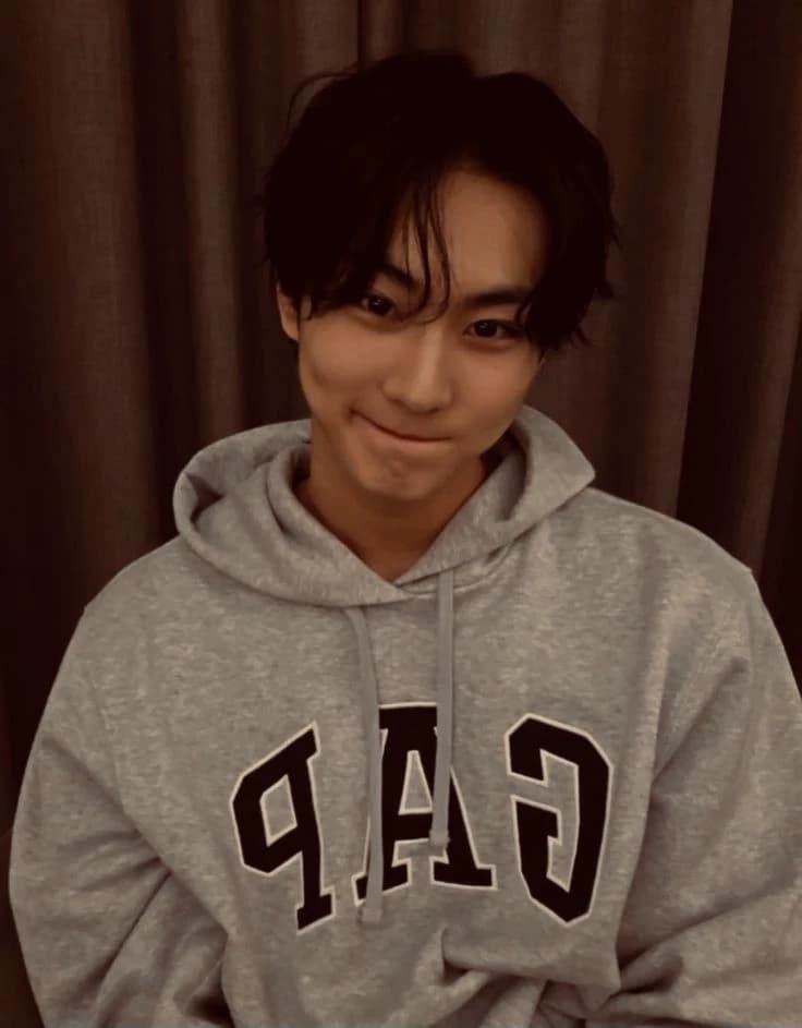 Yang Jungwon thumbnail